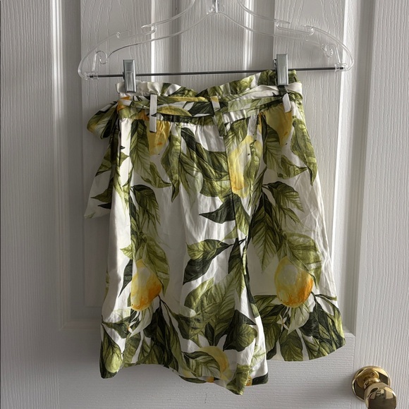 Matching top + shorts - Picture 12 of 16